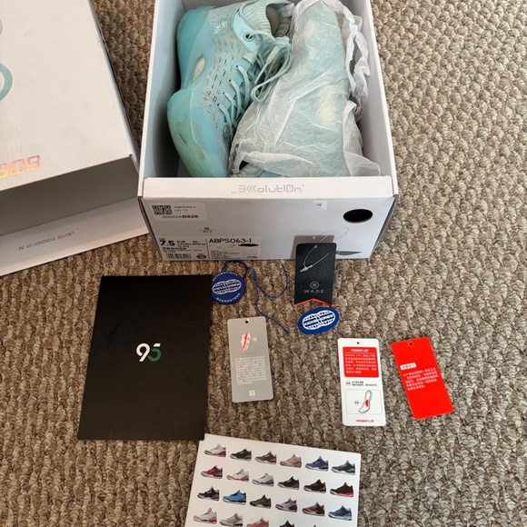 Li-Ning Way of Wade 808 2 Ultra ‘Oxygen’ Blue - Picture 4 of 7